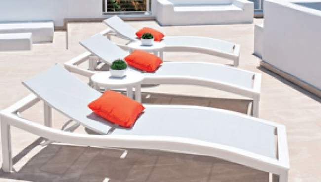 How to Maintain Plastic Deck Furniture