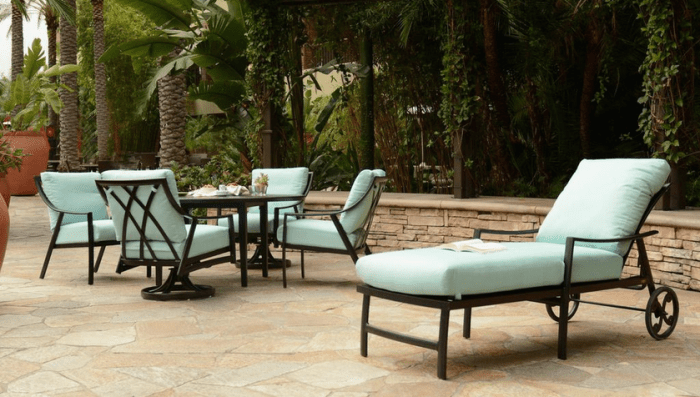 6 Opportunities for Outdoor Seating in your Landscape