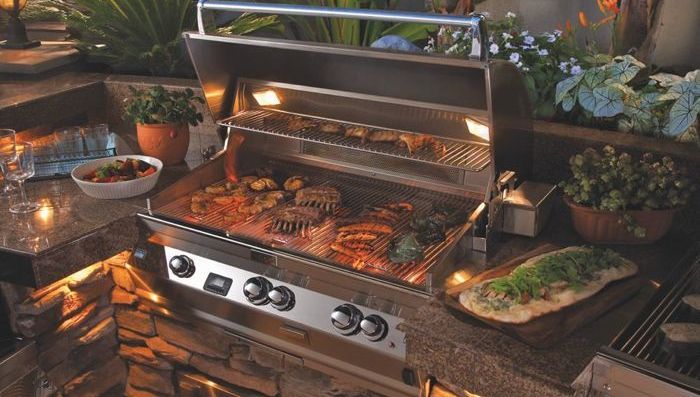 Eating Outdoors? Better Choose Your Grill Carefully